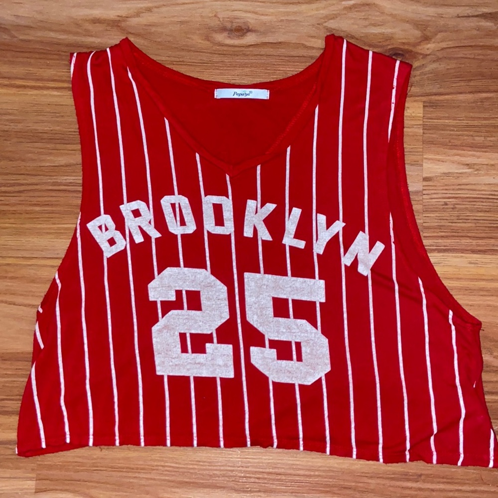 Red Brooklyn #25 top